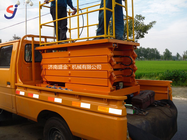 淺析導軌式升降平臺結構組成(圖2) \