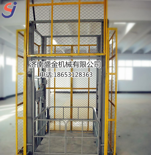 怎樣保證導軌式升降機鏈條的正常運行(圖3) \