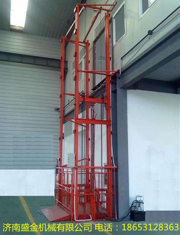 外圍護欄導軌式升降機的優(yōu)點(圖3) \